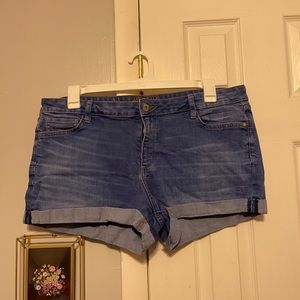 Arizona Jean co denim shorts size 19